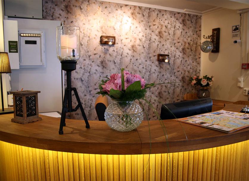 Front desk Photo
