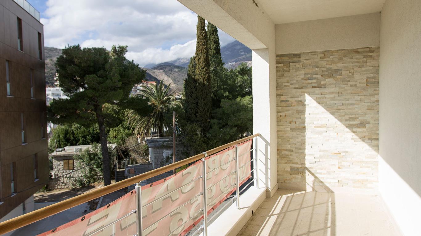 Apartment-Hotel Vila Petrovic-Becici
