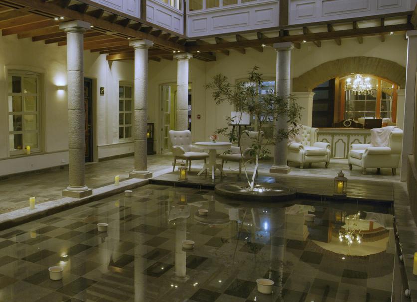 Hotel Entrance Photo