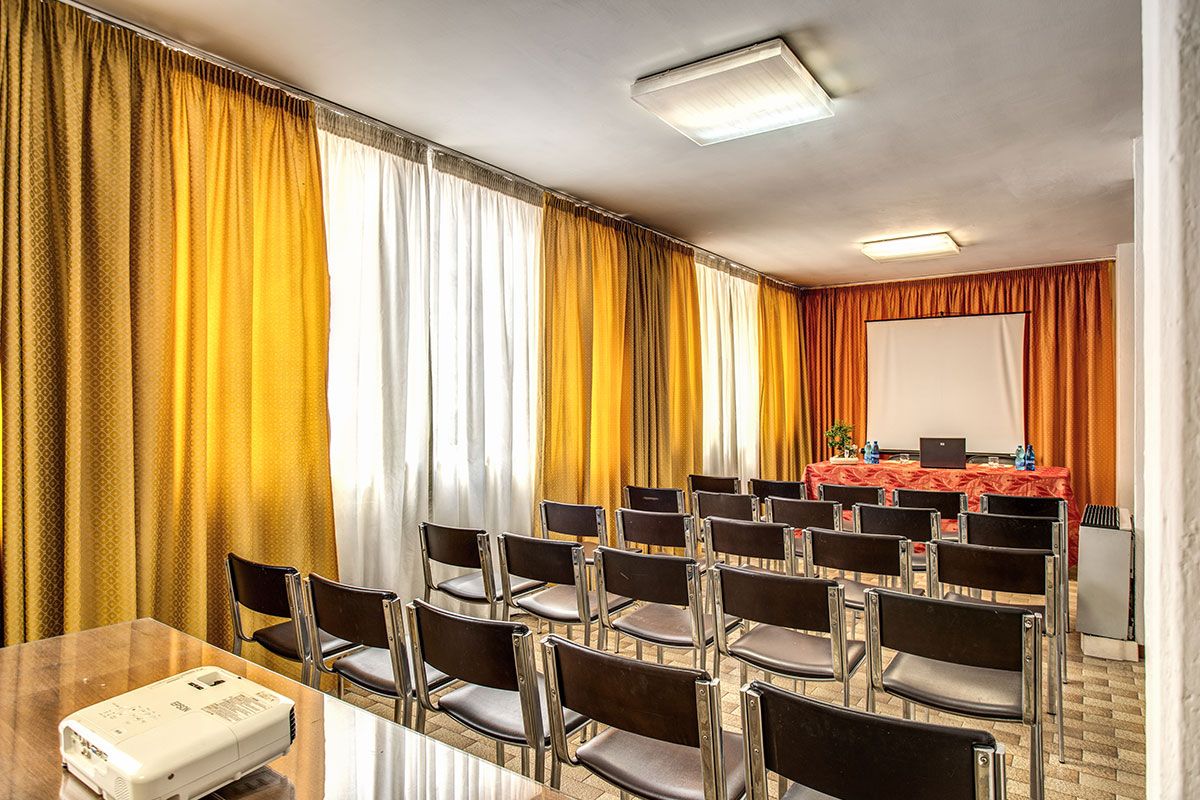 Conference room Photo