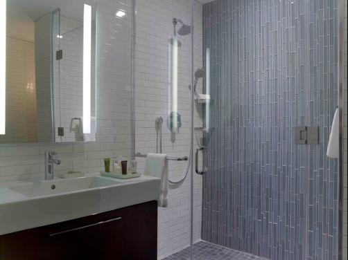 The Tuscany - A St. Giles Boutique Hotel - New York - Bathroom