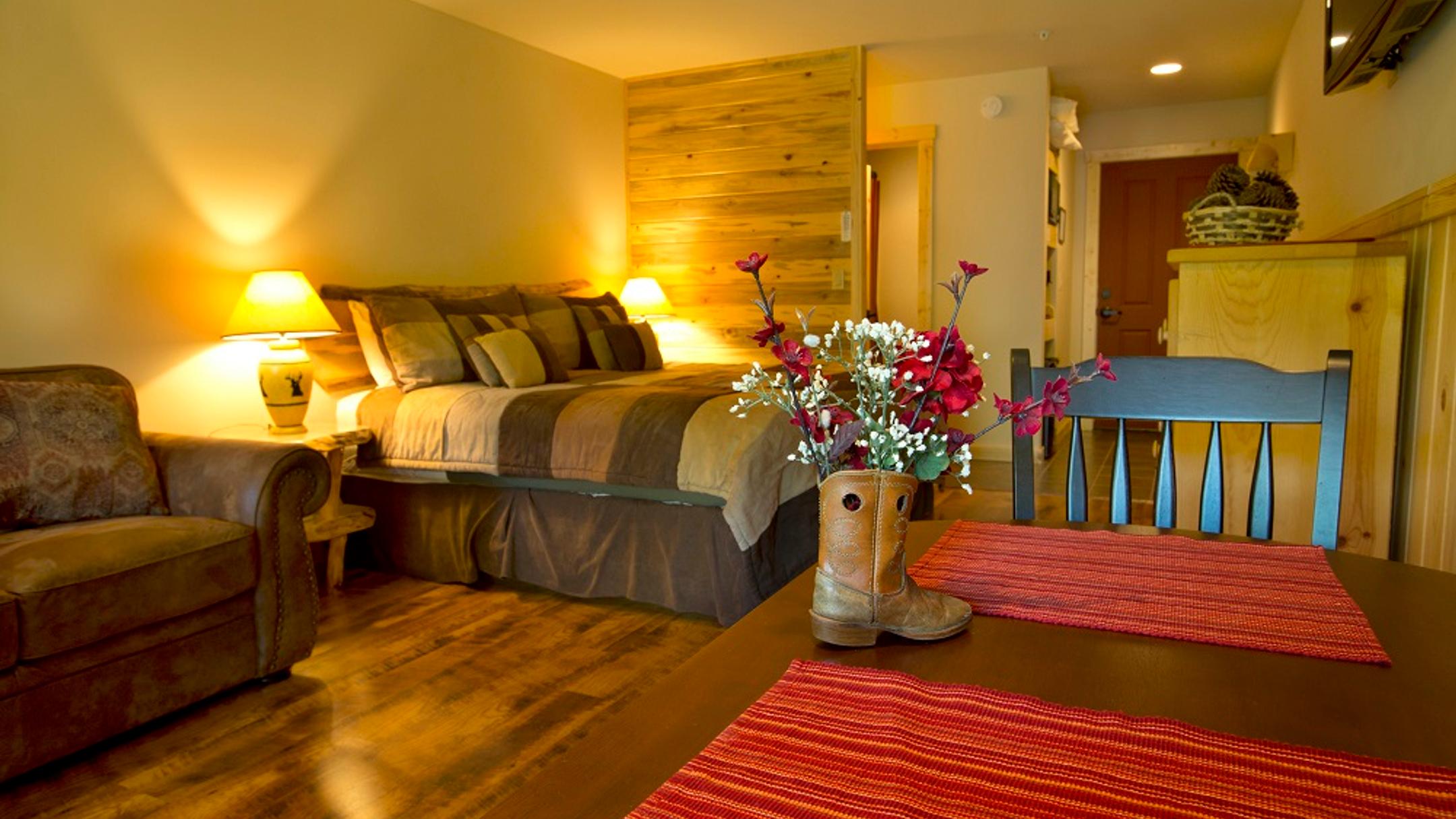 Methow River Lodge Cabins from 144. Winthrop Hotel Deals & Reviews KAYAK