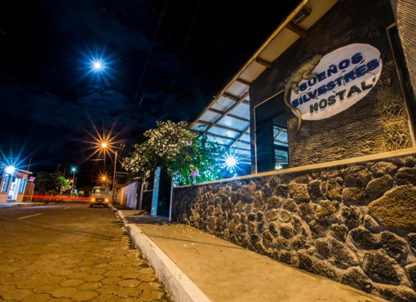 Hotel Entrance Photo