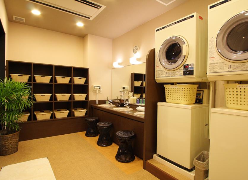 Laundry facility Photo