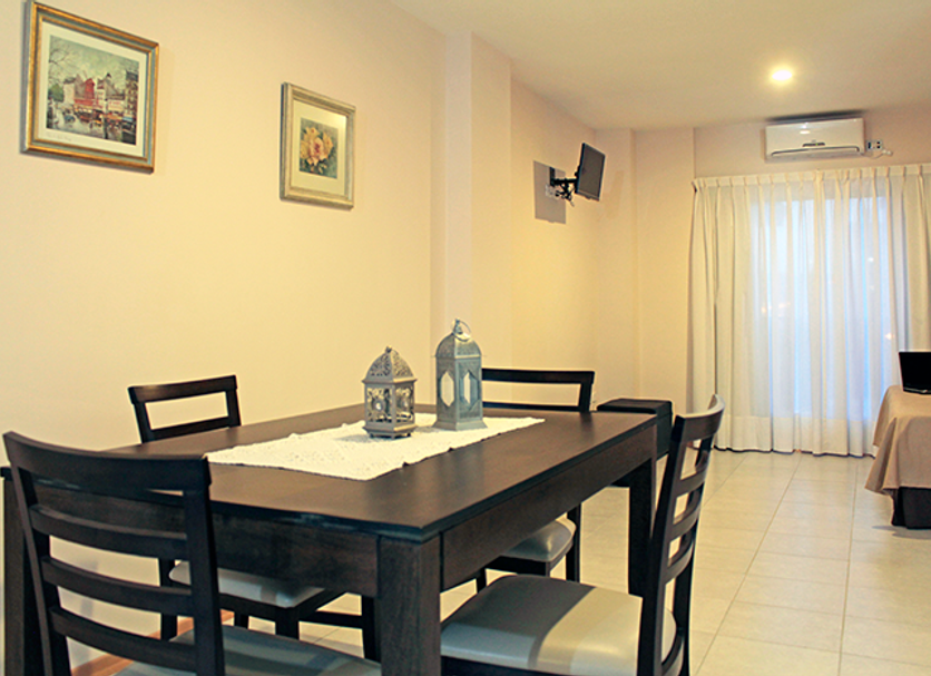 Dining room Photo