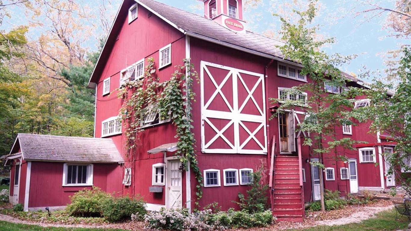 Race Brook Lodge