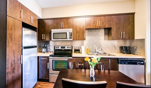 The Hollywood Hepburn Apartment - Los Angeles - Kitchen