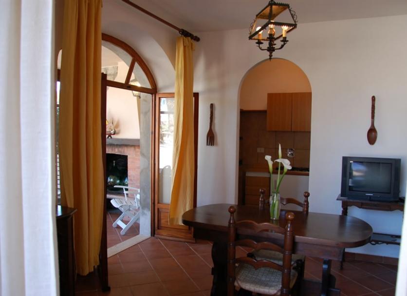 Dining room Photo