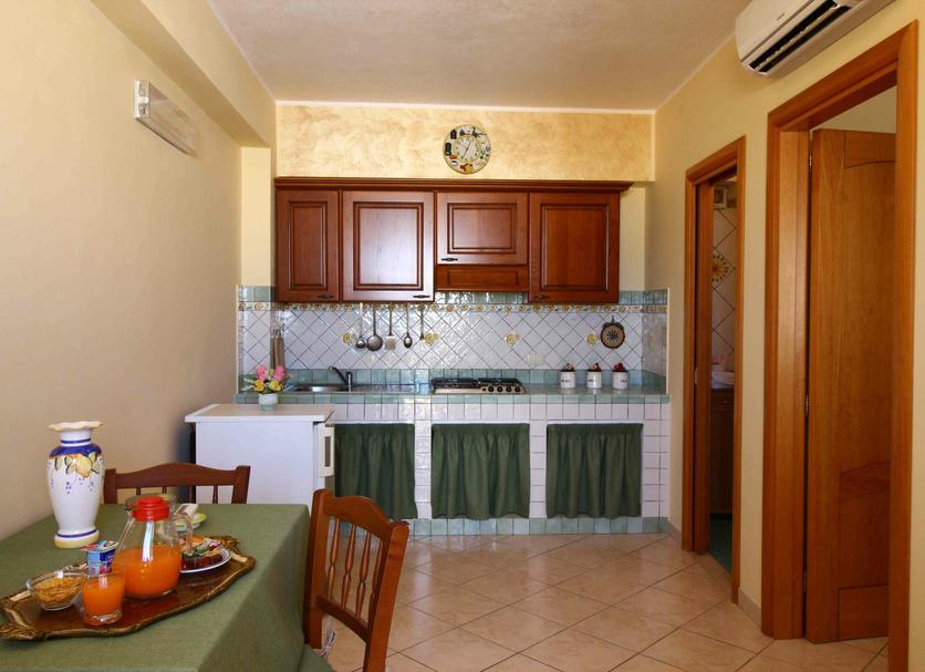 Kitchen Photo