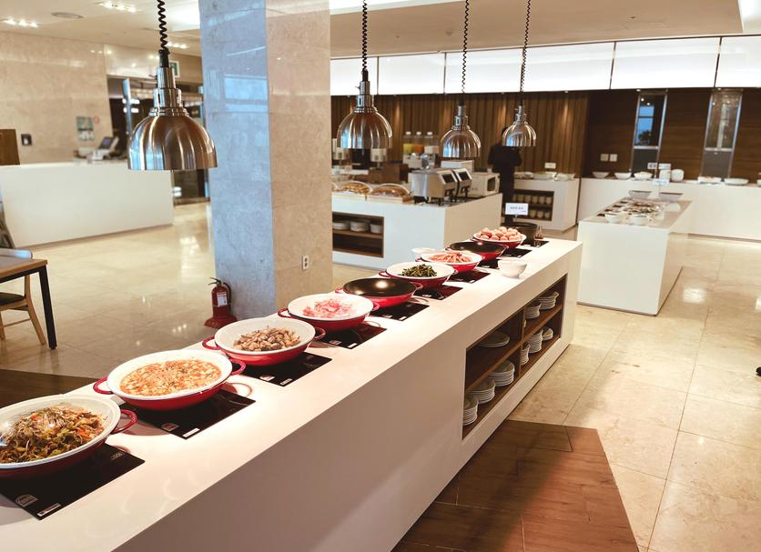 Buffet Photo