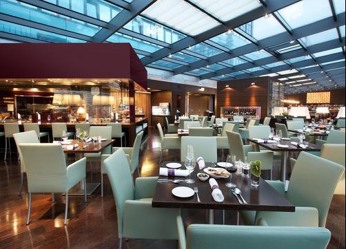 Park Inn by Radisson Berlin Alexanderplatz - Berlin - Restaurant