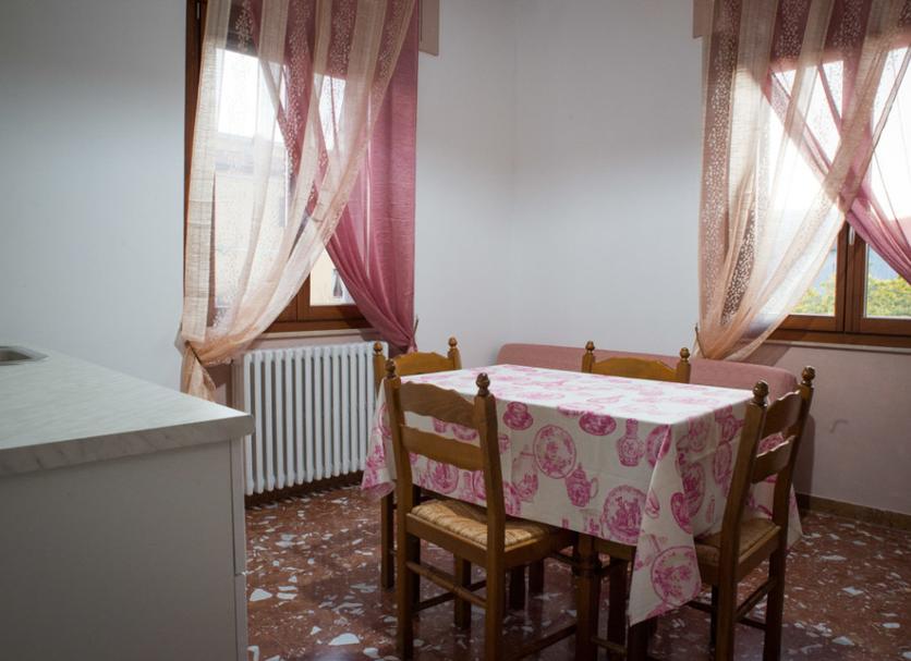 Dining room Photo