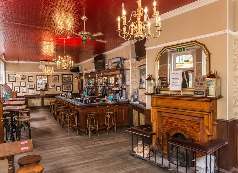 Bar Photo