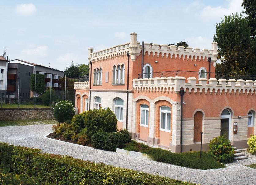 Building Photo