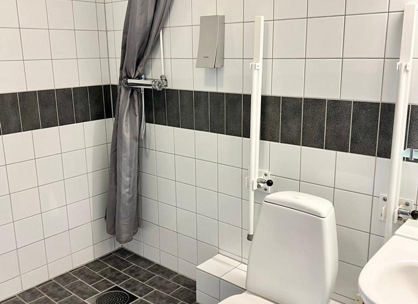 Bathroom Photo