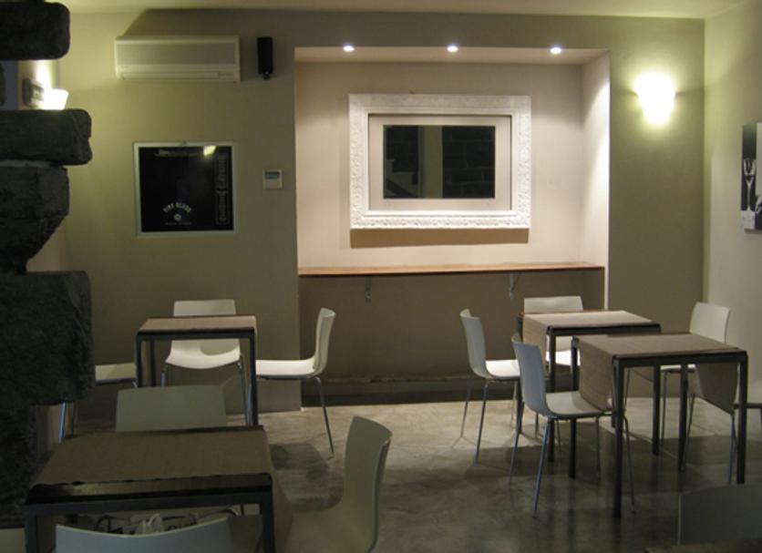 Dining room Photo