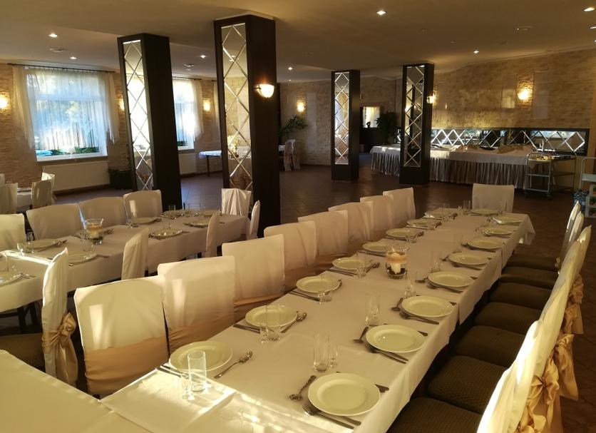 Banquet hall Photo