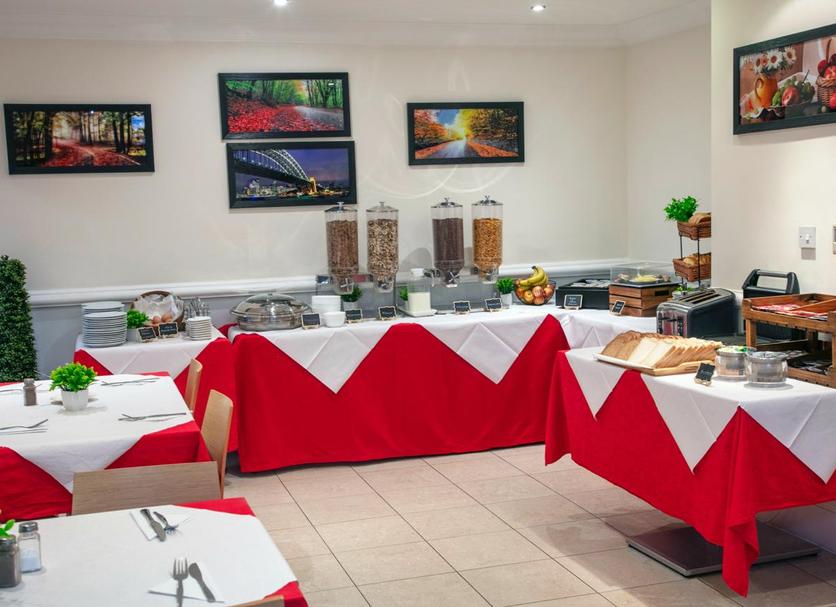 Buffet Photo