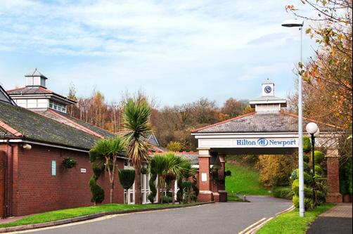 Hilton Newport - Newport - Building