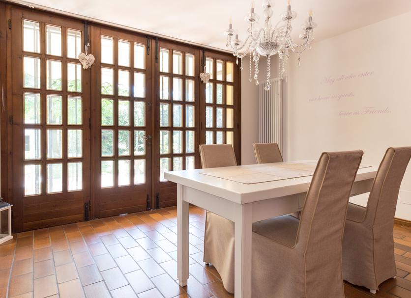 Dining room Photo
