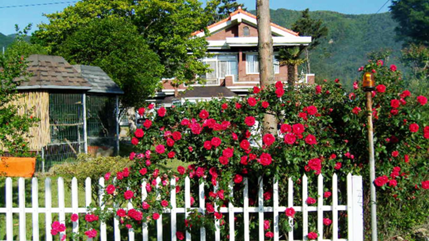 Boseong Flower Yard Pension