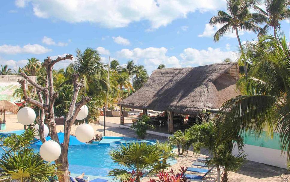 SAFE LANDING ECO LODGE - Updated 2023 Prices & Resort Reviews