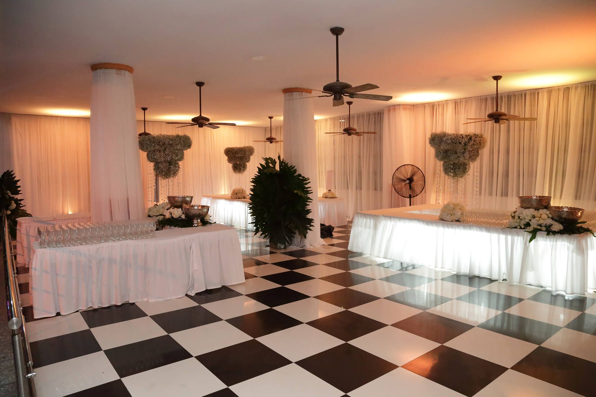 Banquet hall