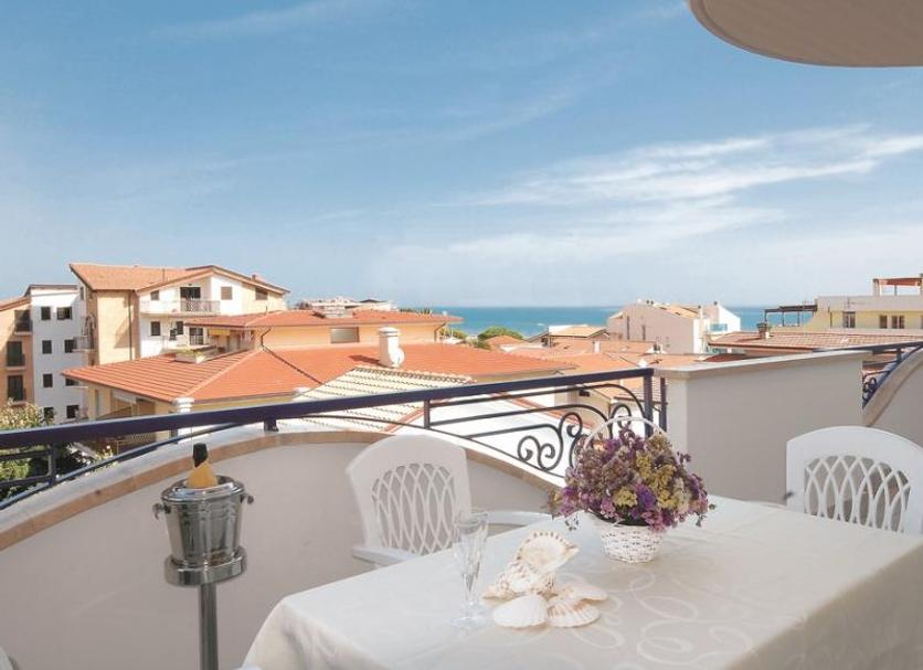 Balcony Photo