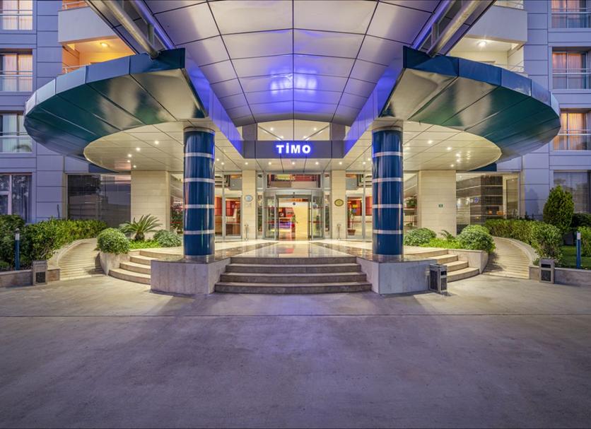 Hotel Entrance Photo