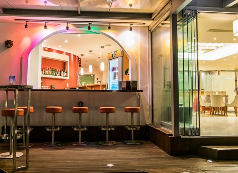 Bar Photo