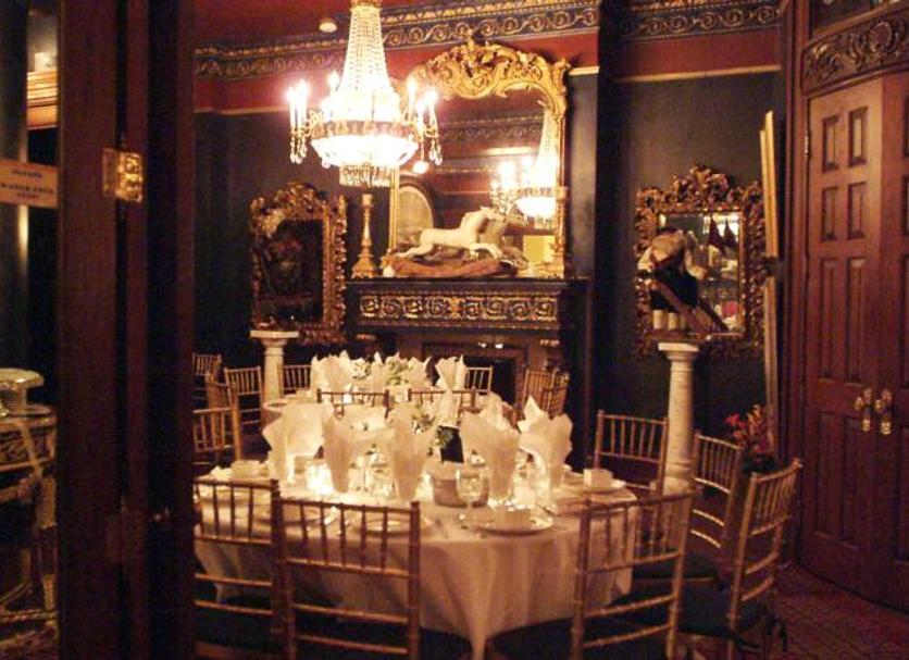 Dining room Photo