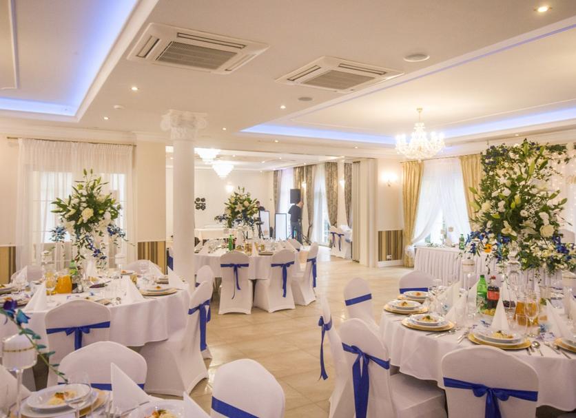 Banquet hall Photo