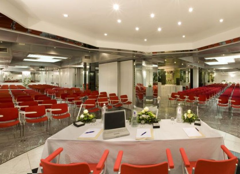 Conference room Photo