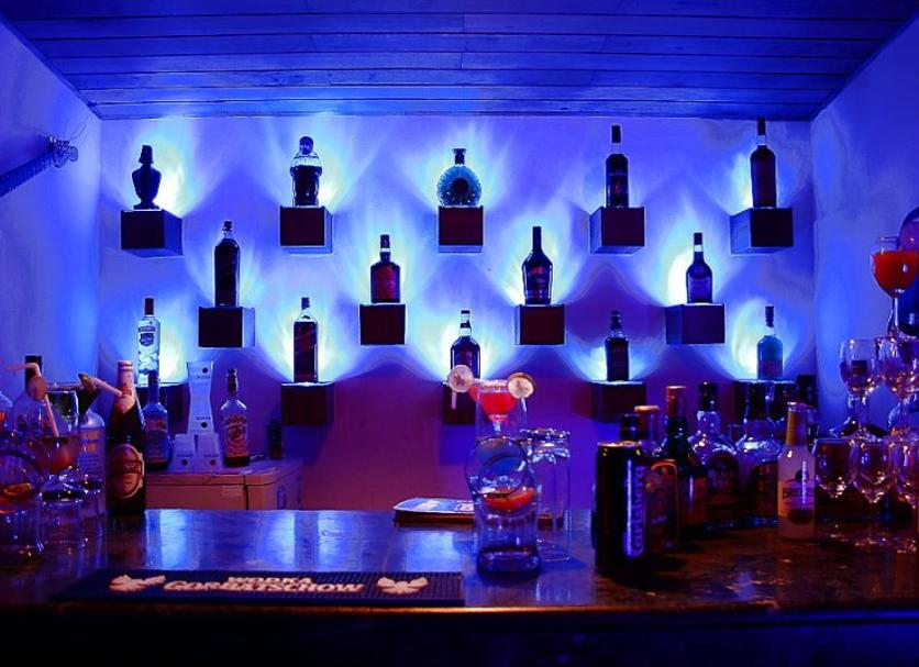 Bar Photo
