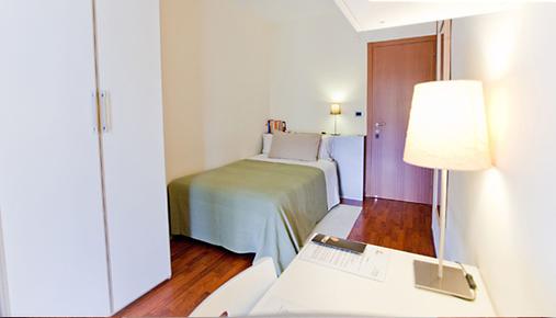 Rooms Rent Vesuvio B&B - Naples - Bedroom