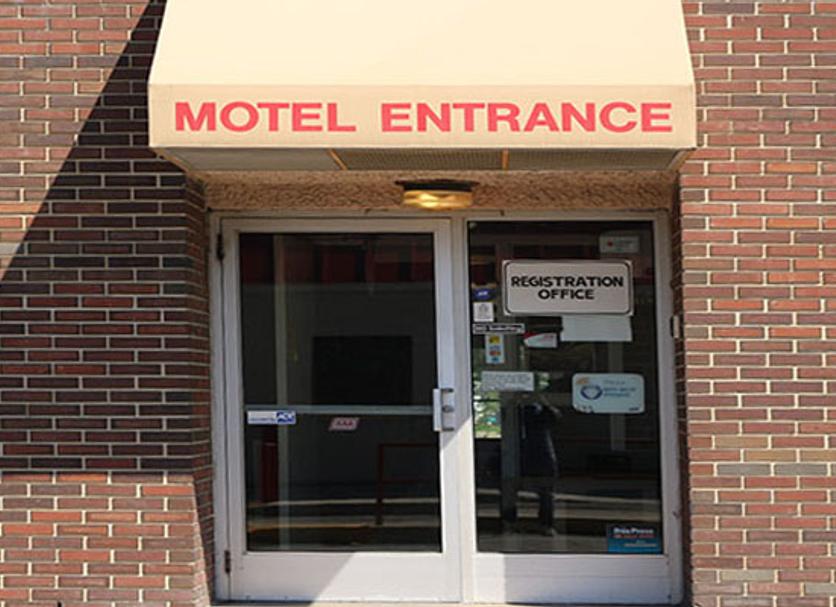 Hotel Entrance Photo