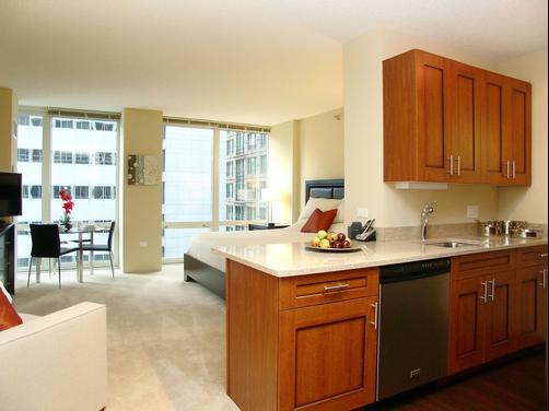 Chicago Property Concierge at 215 West - Chicago