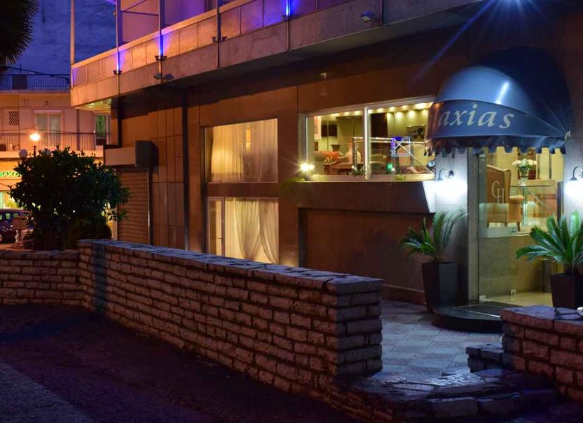 Hotel Entrance Photo