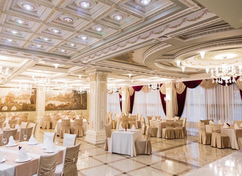 Banquet hall Photo