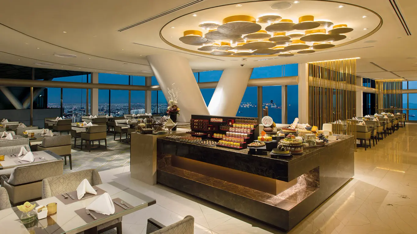 Affordable stays in Singapore - Budget-Friendly Activities and Dining Options