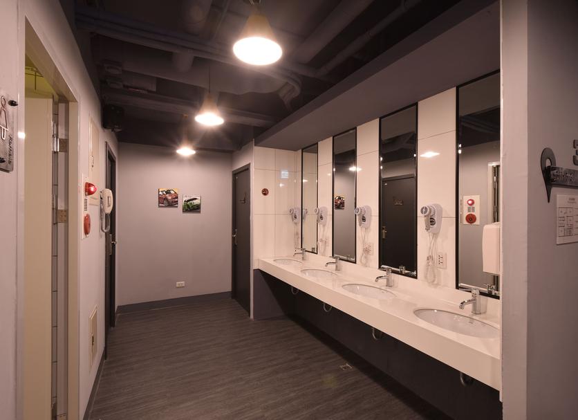Bathroom Photo