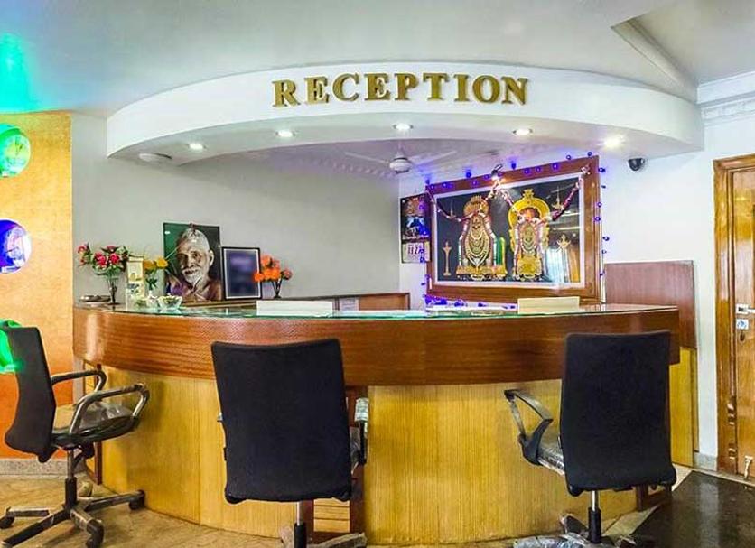 Front desk Photo