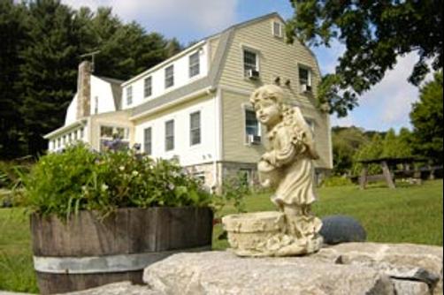 Fitchclaremont Vineyard Bed And Breakfast - Bozrah - Building