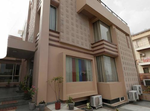 Vijay Villa - Gurgaon - Building
