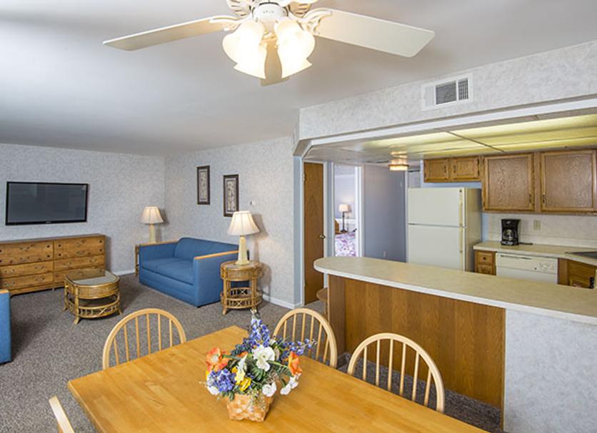 Dining room Photo