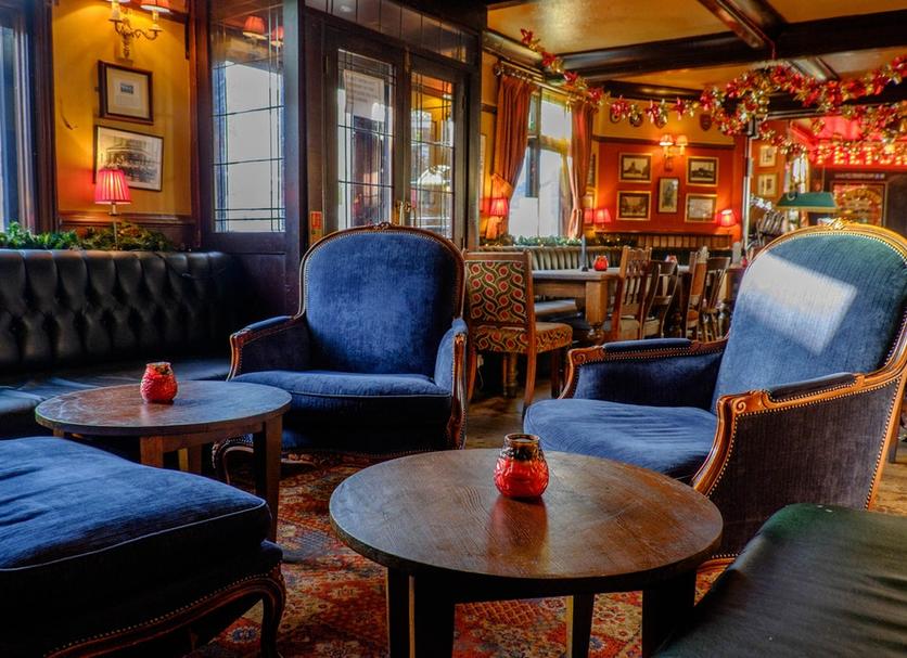 Bar Photo