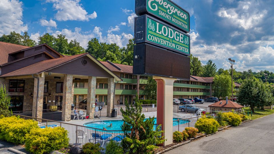 Days Inn By Wyndham Pigeon South from 7. Pigeon Hotel