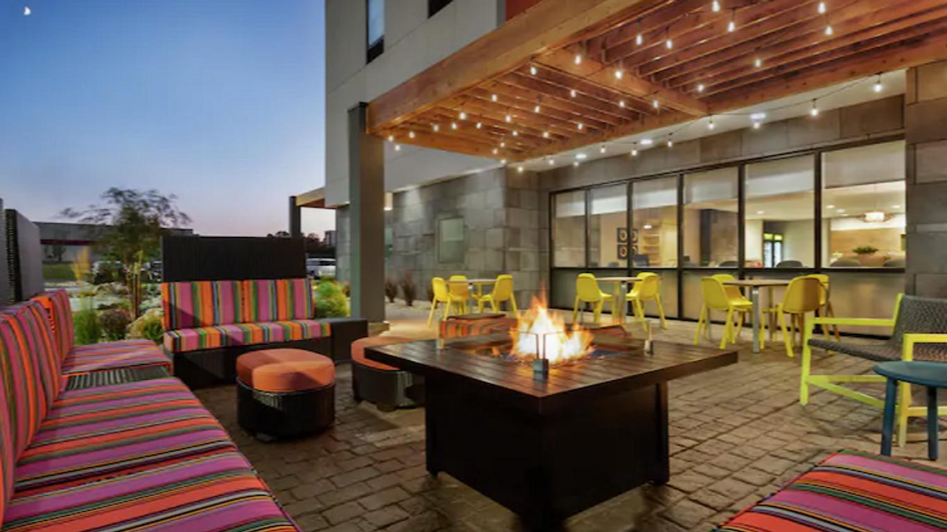 Home2 Suites by Hilton Charlotte Northlake