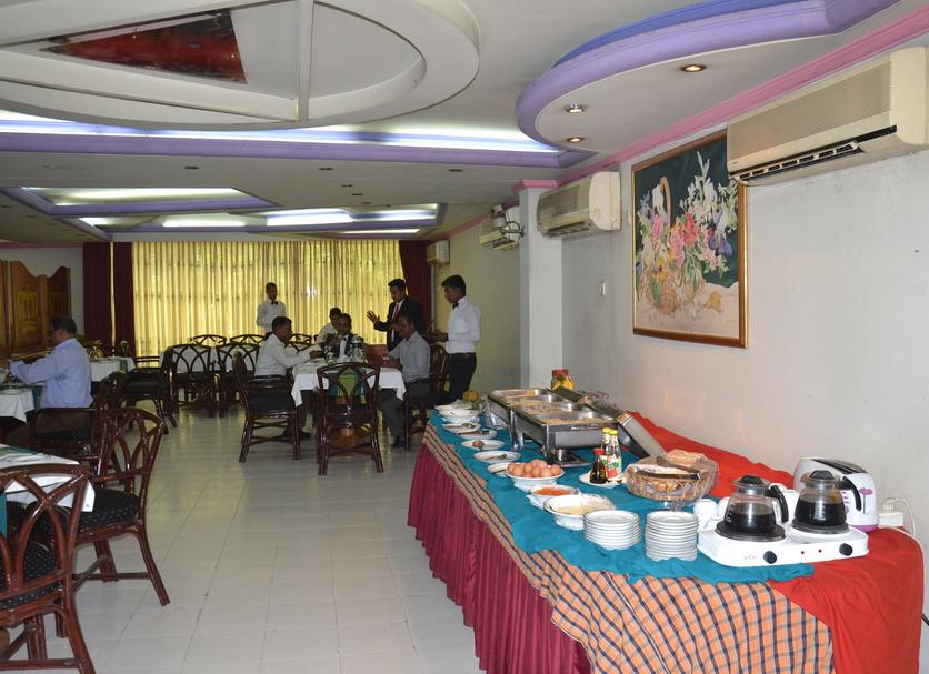 Dining room Photo