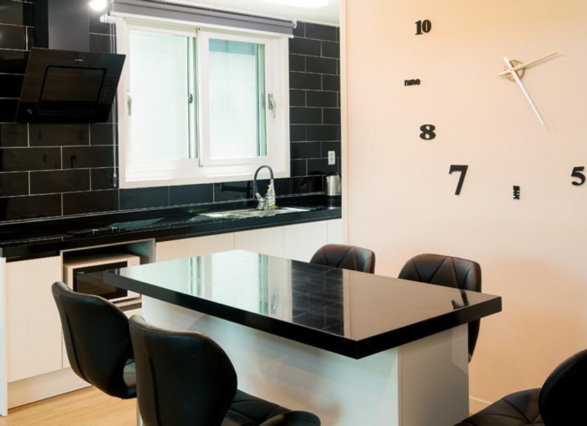 Kitchen Photo